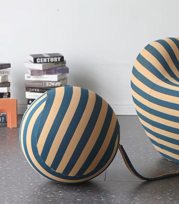 Poltrona Boobs con pouf