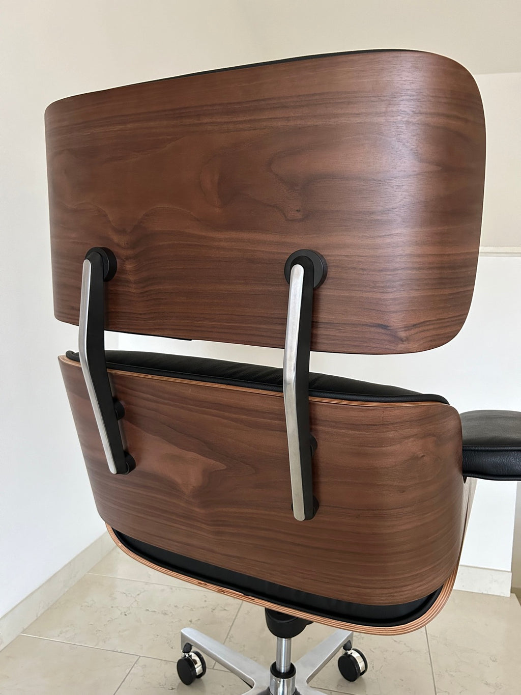 Poltrona Presidenziale da Ufficio Eames