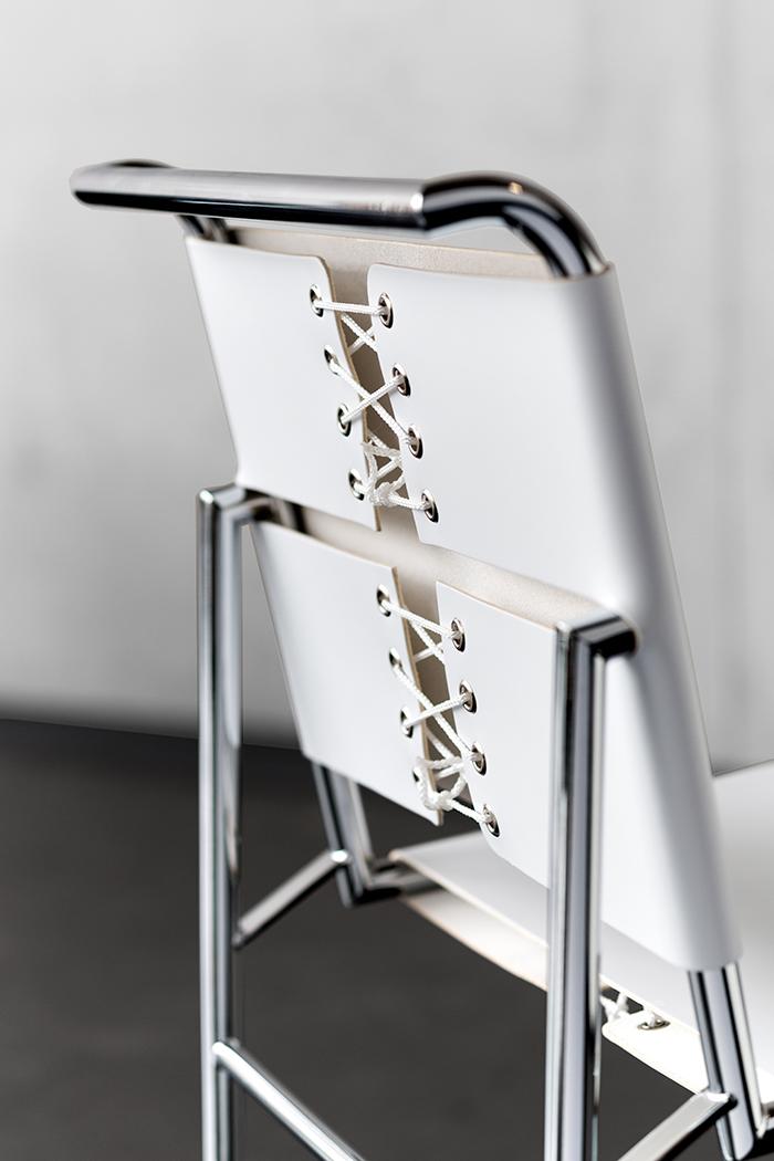 sedia roquebrune reinterpretazione e ispirata a Kathleen Eileen Moray Gray