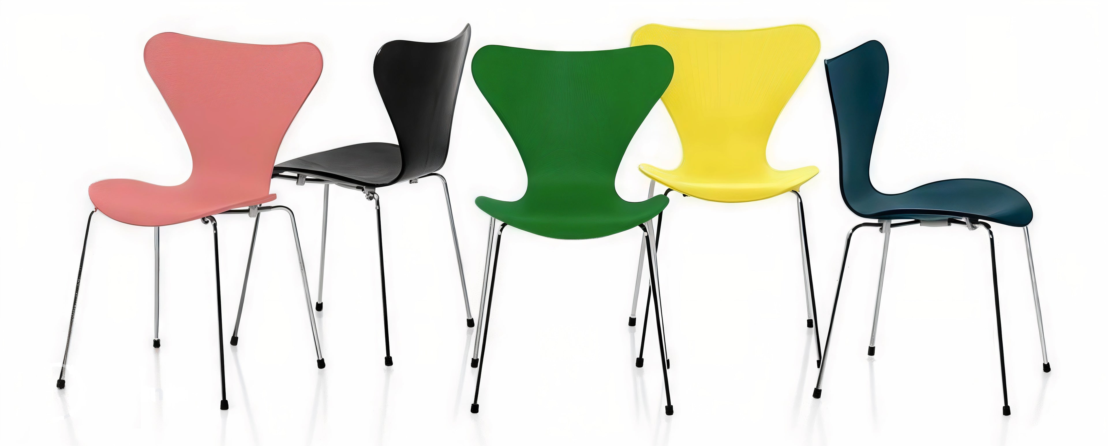 sedia ispirata alla sedia seven di arne jacobsen collezione fritz hansen series 7