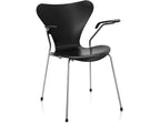 sedia ispirata alla sedia seven di arne jacobsen collezione fritz hansen series 7