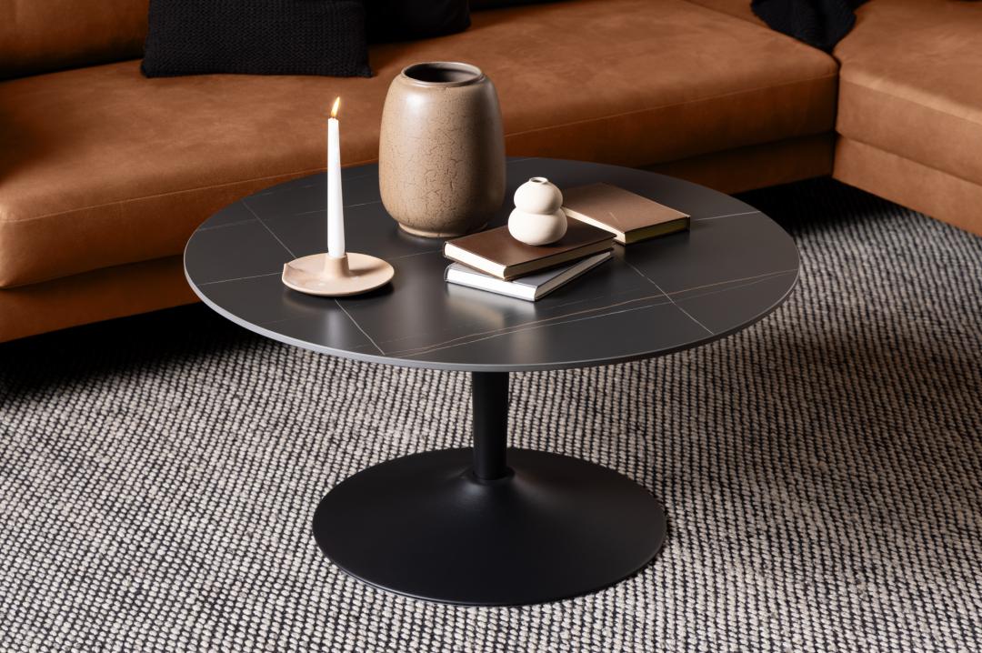 tavolino tipo tulip Eero Saarinen in ceramica